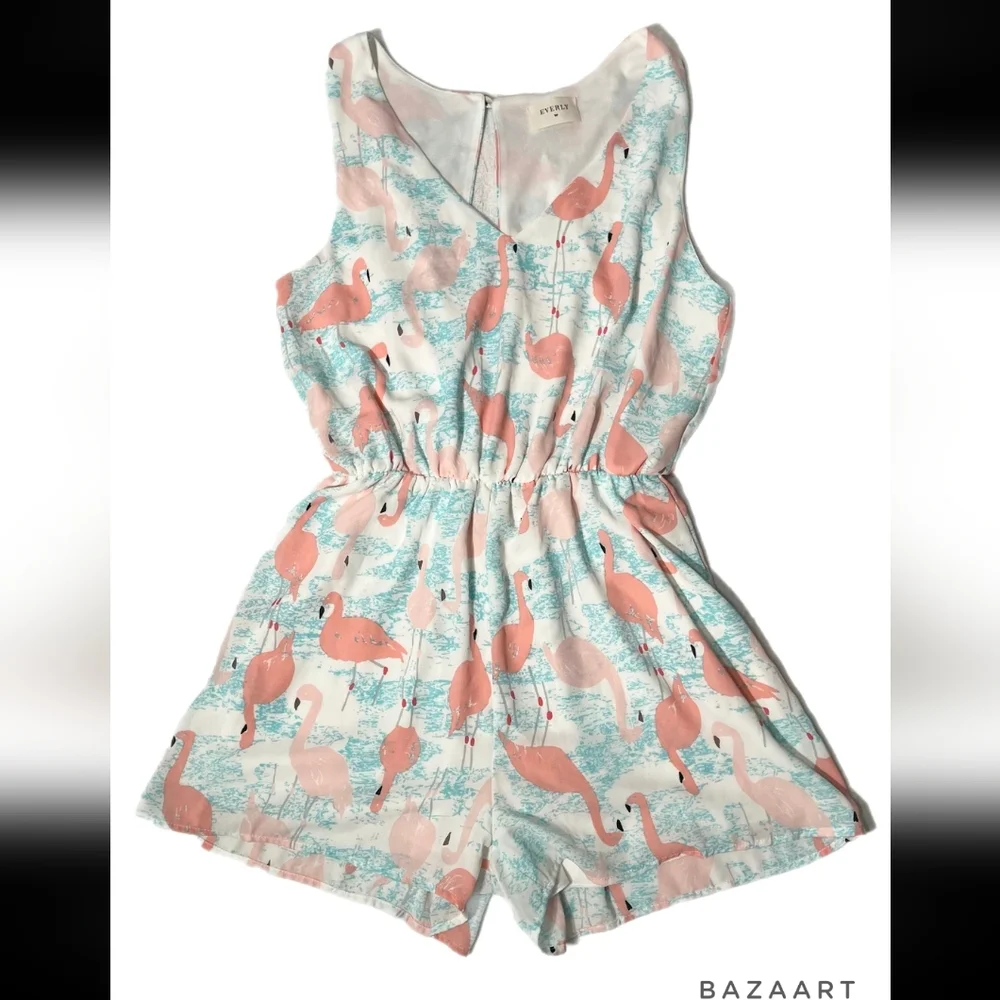 Everly Flamingo Open Back Romper Size Medium - Picture 3 of 6